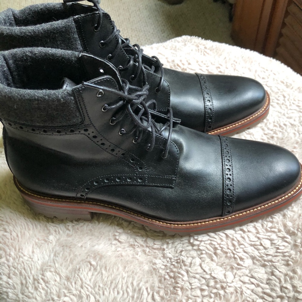 Johnston & Murphy black lace up boots